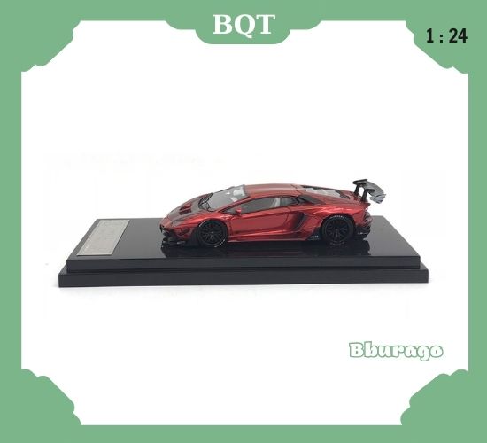 Model car of Lamborghini Aventador scale 1:24 Bburago